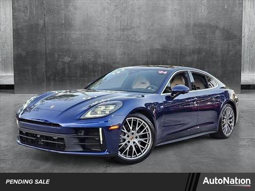 2024 Porsche Panamera 4