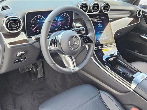 2025 Mercedes-Benz GLC 300 Base