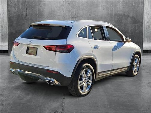 2021 Mercedes-Benz GLA 250 Base 4MATIC