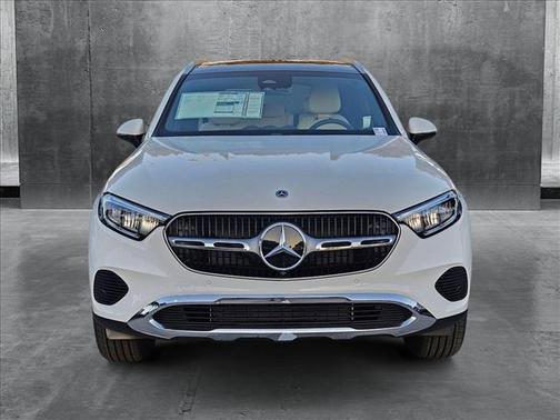 2025 Mercedes-Benz GLC 350e Base