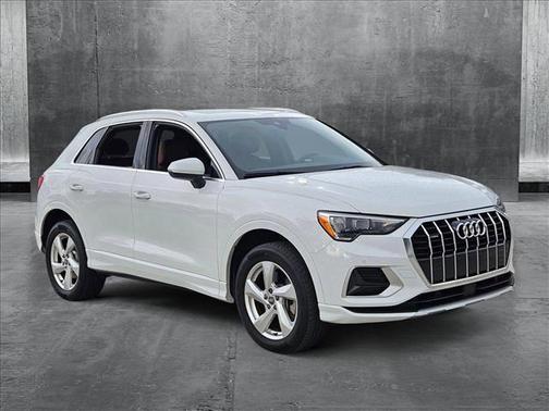 2020 Audi Q3 45 Premium