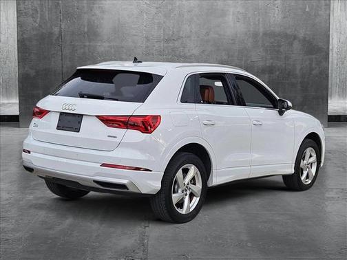 2020 Audi Q3 45 Premium