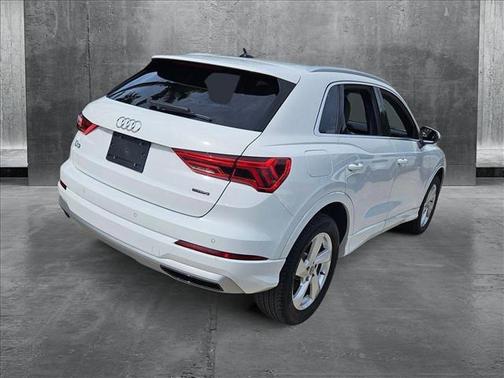 2020 Audi Q3 45 Premium