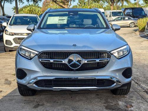 2025 Mercedes-Benz GLC 350e Base