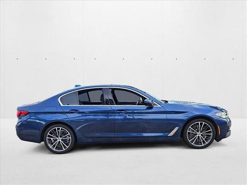 2021 BMW 530 530i
