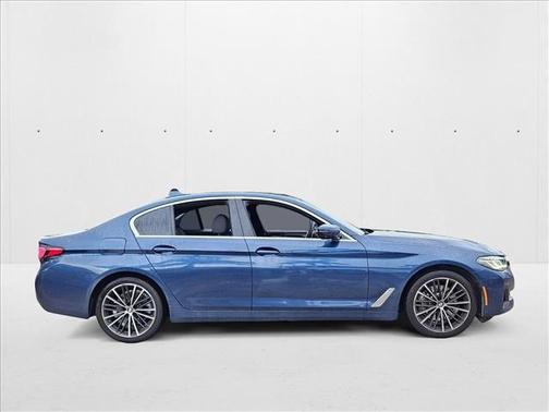 2021 BMW 530 530i