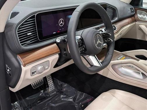 2026 Mercedes-Benz GLS 450 4MATIC