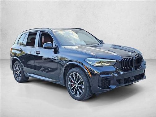 2022 BMW X5 M50i