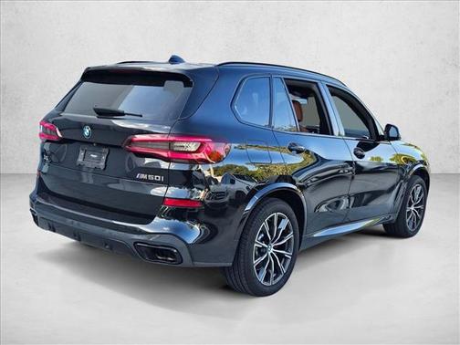 2022 BMW X5 M50i