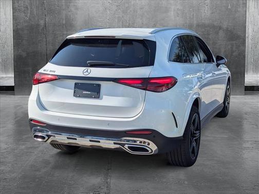 2025 Mercedes-Benz GLC 300 Base