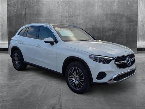 2025 Mercedes-Benz GLC 300 Base