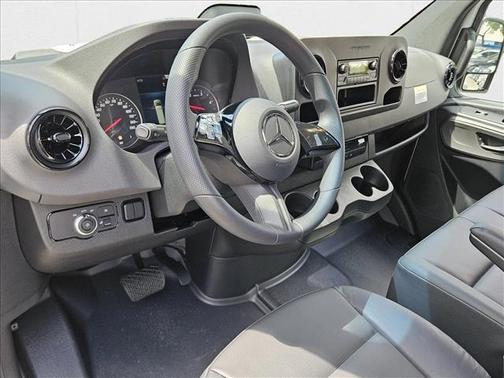 2025 Mercedes-Benz Sprinter 3500 High Roof
