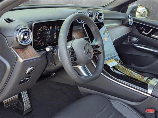 2025 Mercedes-Benz GLC 350e Base