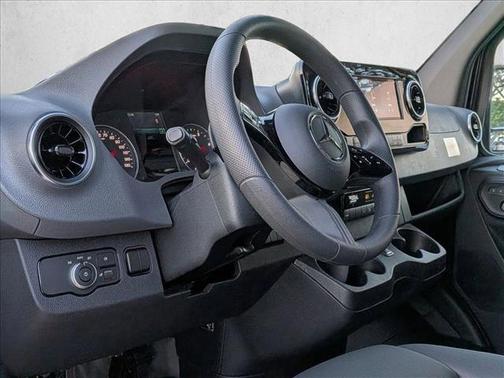 2025 Mercedes-Benz Sprinter 2500 Standard Roof