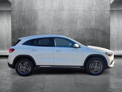 2025 Mercedes-Benz GLA 250 Base