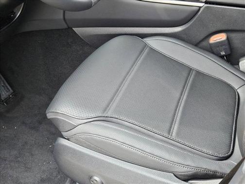 2026 Mercedes-Benz GLC 300 Base