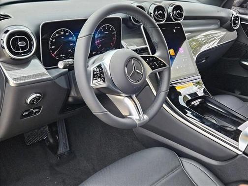 2026 Mercedes-Benz GLC 300 Base