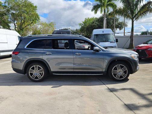 2022 Mercedes-Benz GLS 450 4MATIC