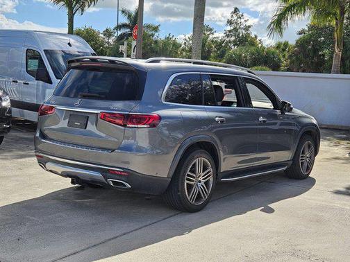 2022 Mercedes-Benz GLS 450 4MATIC