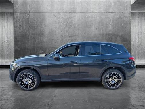 2025 Mercedes-Benz GLC 300 Base