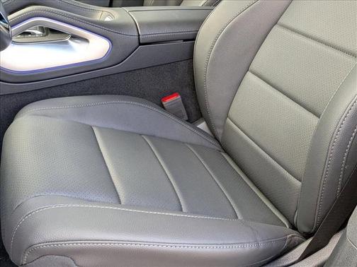 2025 Mercedes-Benz GLE 450 4MATIC