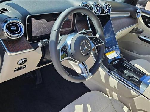 2025 Mercedes-Benz GLC 300 Base
