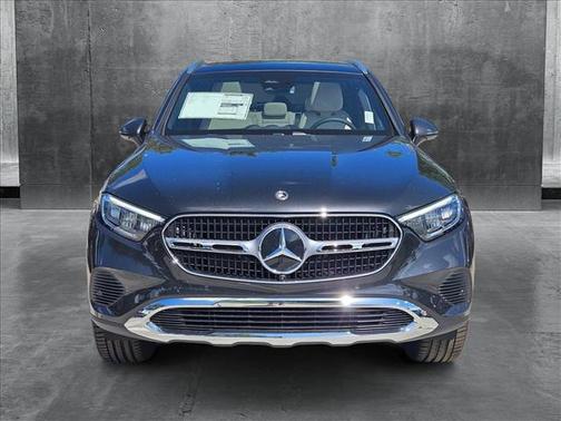 2025 Mercedes-Benz GLC 300 Base