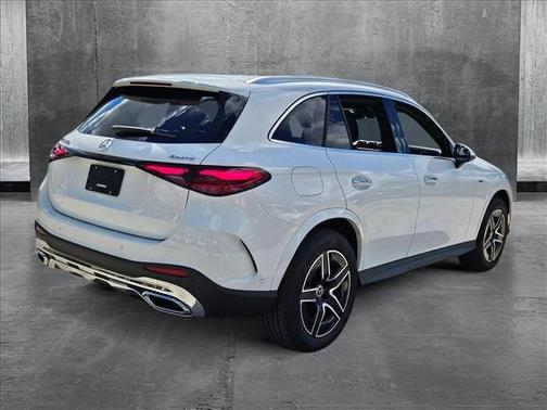 2025 Mercedes-Benz GLC 350e Base