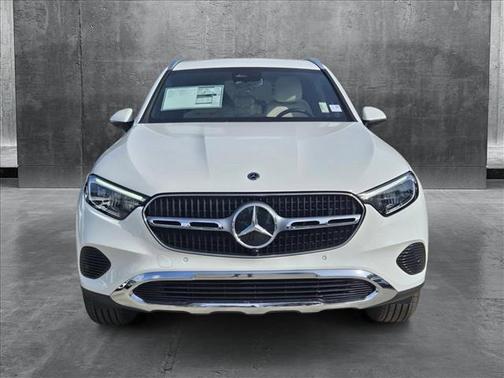 2025 Mercedes-Benz GLC 350e Base