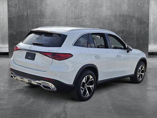 2025 Mercedes-Benz GLC 350e Base