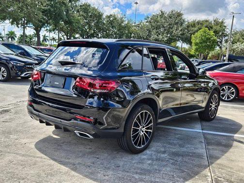 2021 Mercedes-Benz GLC 300 Base