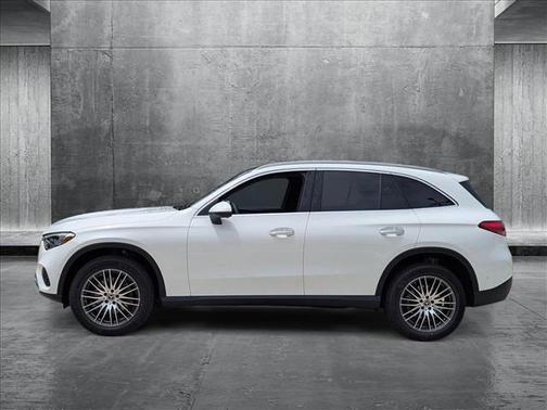 2025 Mercedes-Benz GLC 300 Base