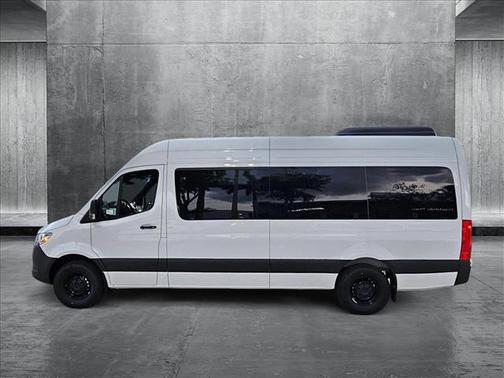 2025 Mercedes-Benz Sprinter 2500 High Roof