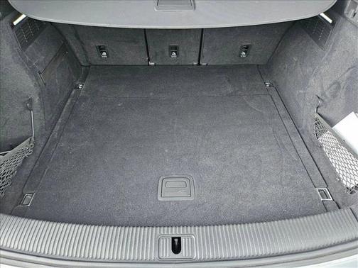 2023 Audi Q5 45 S line Premium