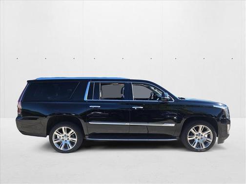 2019 Cadillac Escalade ESV Luxury