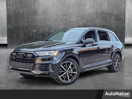 2022 Audi Q7 55 Premium Plus
