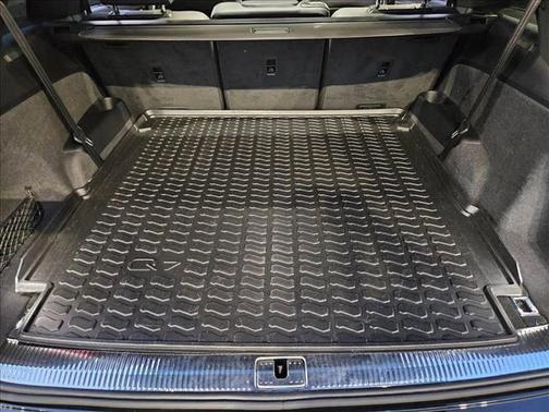 2022 Audi Q7 55 Premium Plus