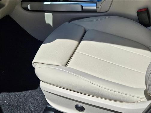 2026 Mercedes-Benz GLB 250 Base