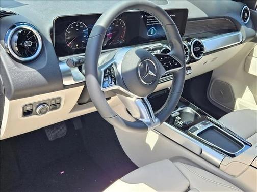 2026 Mercedes-Benz GLB 250 Base