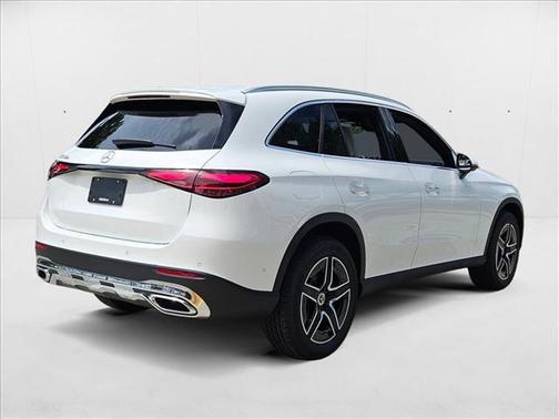 2026 Mercedes-Benz GLC 300 Base
