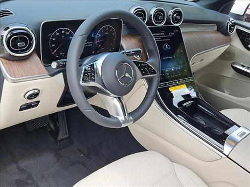 2026 Mercedes-Benz GLC 300 Base