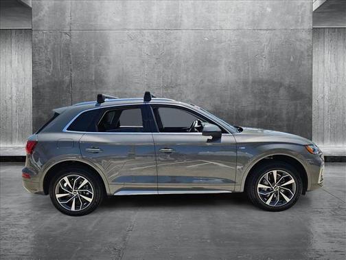 2024 Audi Q5 45 S line Premium Plus