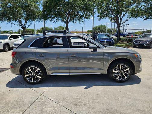2024 Audi Q5 45 S line Premium Plus