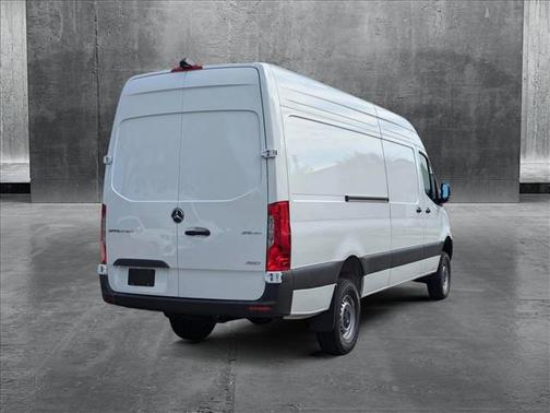2025 Mercedes-Benz Sprinter 2500 High Roof