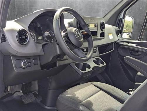2025 Mercedes-Benz Sprinter 2500 High Roof