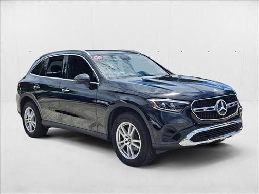 2025 Mercedes-Benz GLC 300 Base