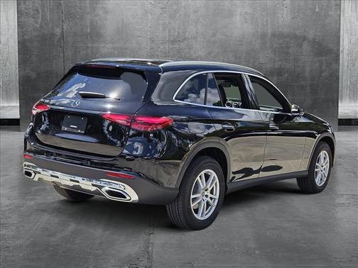 2025 Mercedes-Benz GLC 300 Base