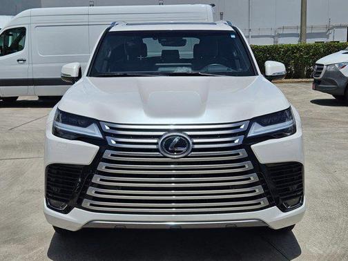 2024 Lexus LX 600 Luxury