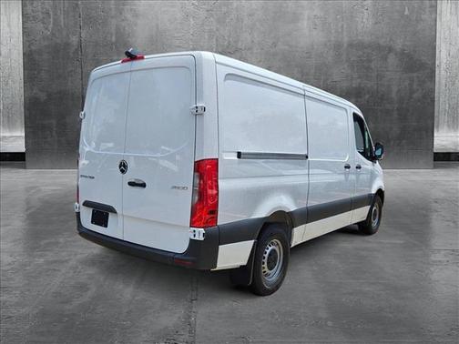 2025 Mercedes-Benz Sprinter 2500 Standard Roof