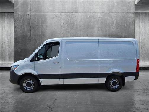 2025 Mercedes-Benz Sprinter 2500 Standard Roof